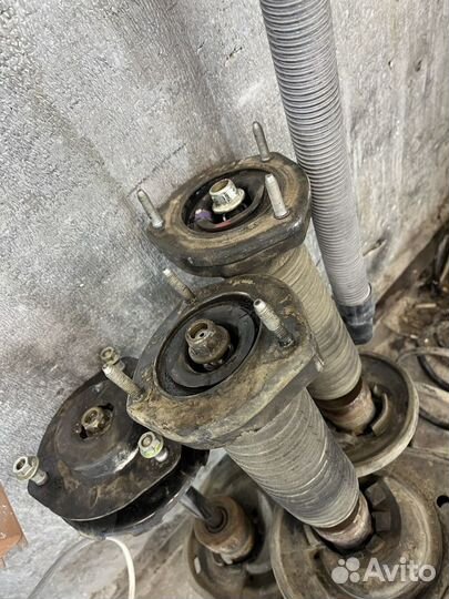 Стойки камри 40