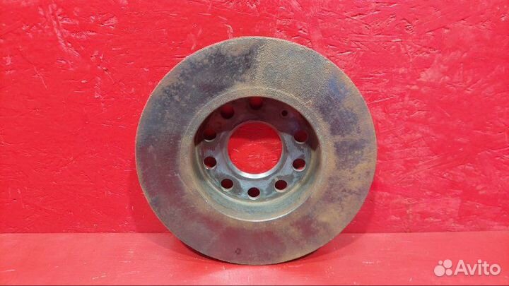 Диск тормозной задний Volkswagen Touran BKC 2005