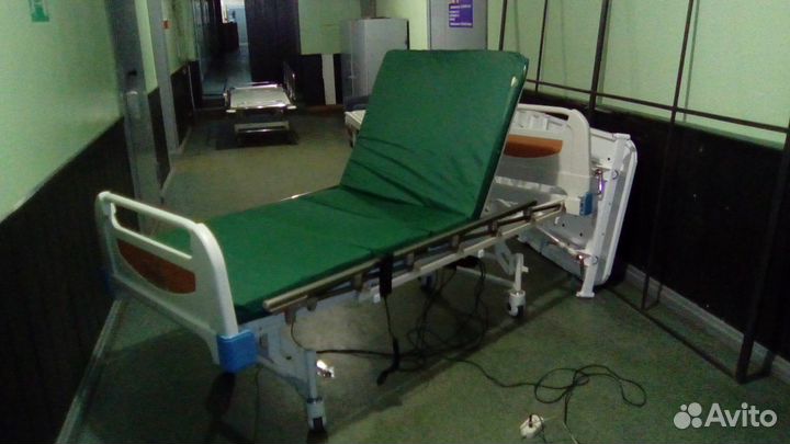 Кровать медицинская функциональная с пультом д/у