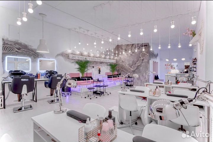 Мастер маникюра