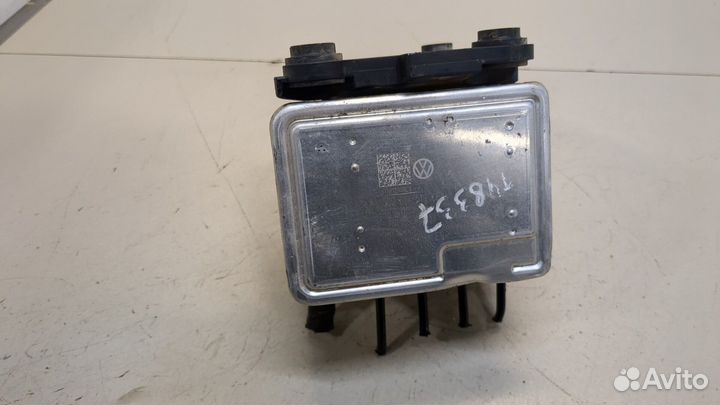 Блок абс, насос Volkswagen Tiguan, 2017