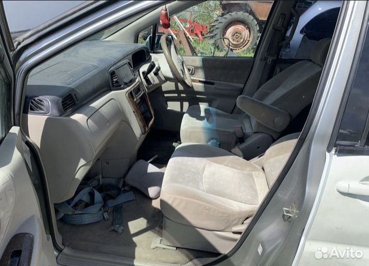 Nissan Liberty 2.0 CVT, 2002, 121 000 км