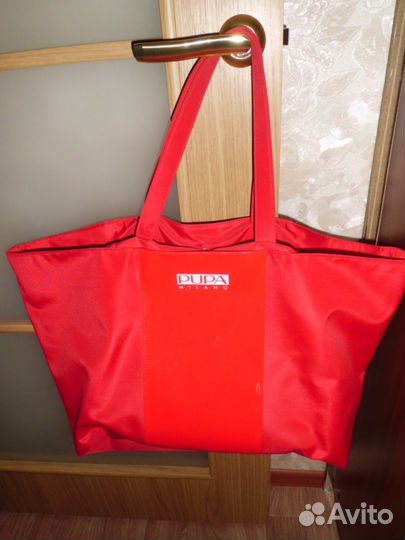 Продам новую непромокаемую фирменную сумку Пуппа