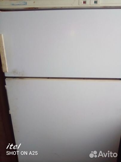 2 2-х камерных холодильника