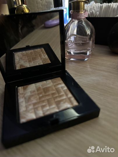 Bobbi brown хайлайтер