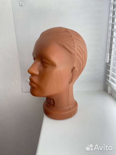Манекен голова для шапок