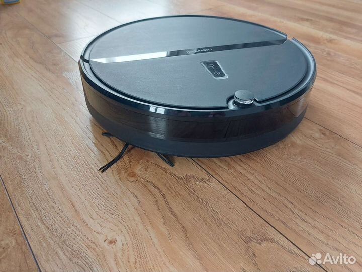 Робот пылесос моющий Roborock E4