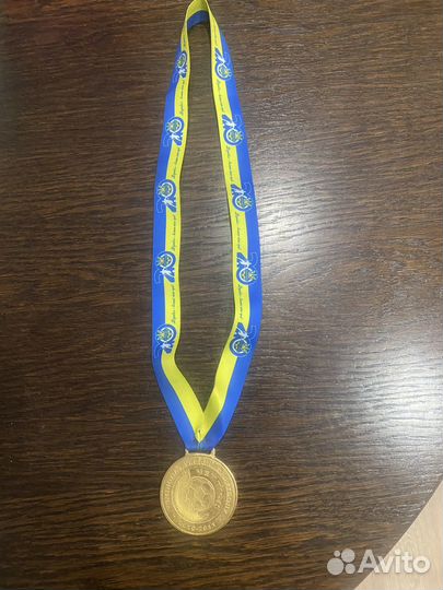 Медаль оригинал чемпина украины по футболу