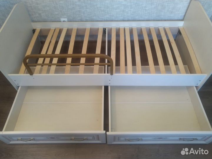 Пртдается детская кровать