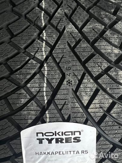 Nokian Tyres Hakkapeliitta R5 235/45 R18