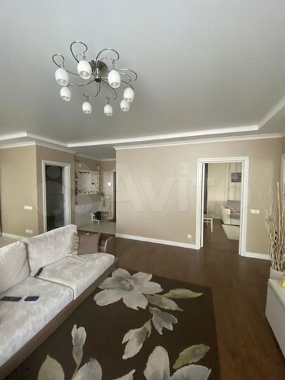 3-к. квартира, 90 м², 4/9 эт.