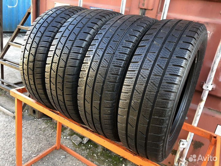 Pirelli Carrier Winter 215/65 R16C