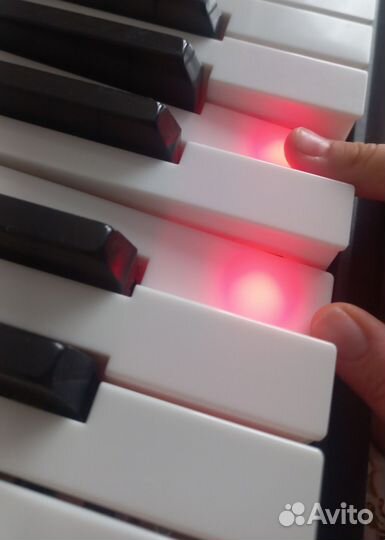 Синтезатор Casio-LK 125