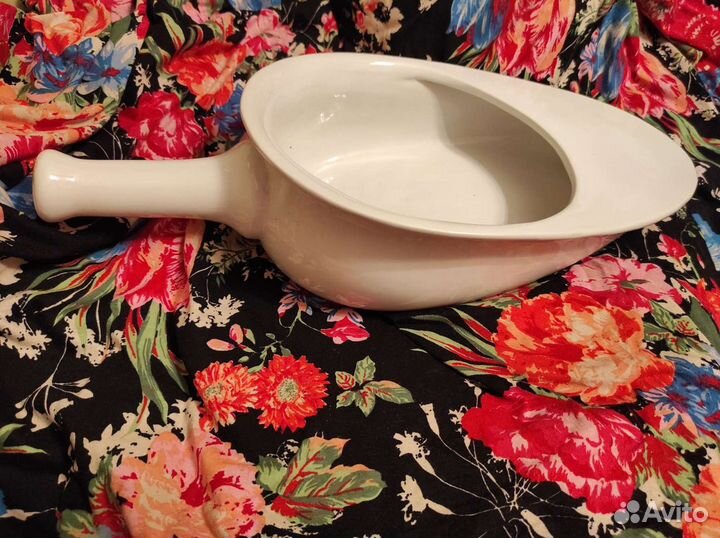 Фарфоровая утка новая производства Чехословакии