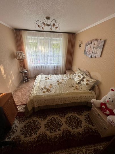 3-к. квартира, 89,9 м², 1/4 эт.