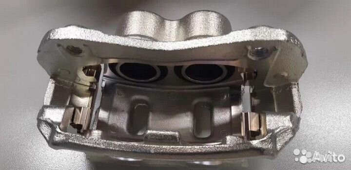 Суппорт передний левый в сборе Captiva GM 25964182