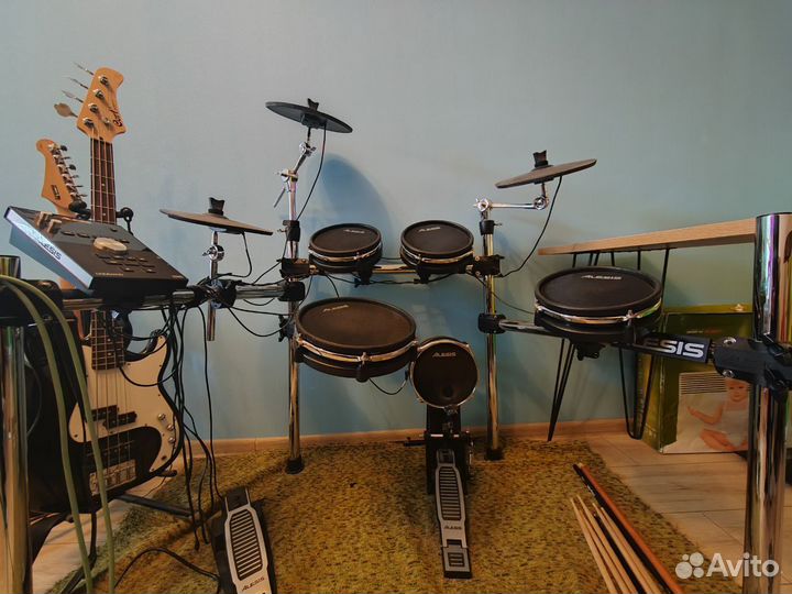 Электронные барабаны Alesis Command Mesh Kit