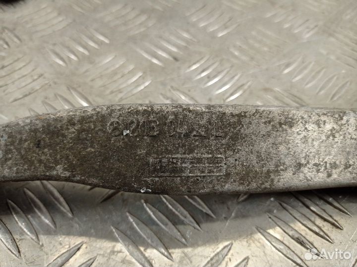 Рычаг подвески передний левый L