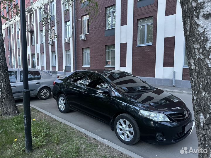 Toyota Corolla 1.6 AT, 2012, битый, 215 000 км