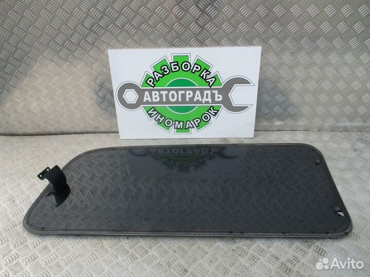 Стекло заднее левое кузовное Hyundai Starex H1