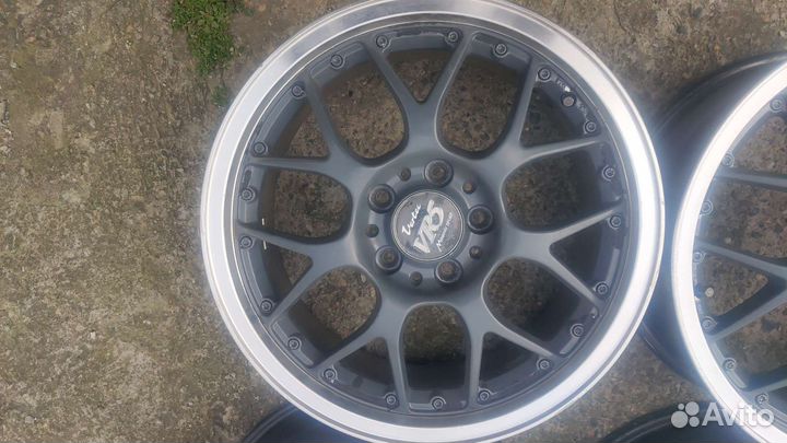 Комплект шикарных дисков manaray sport VR5 R17