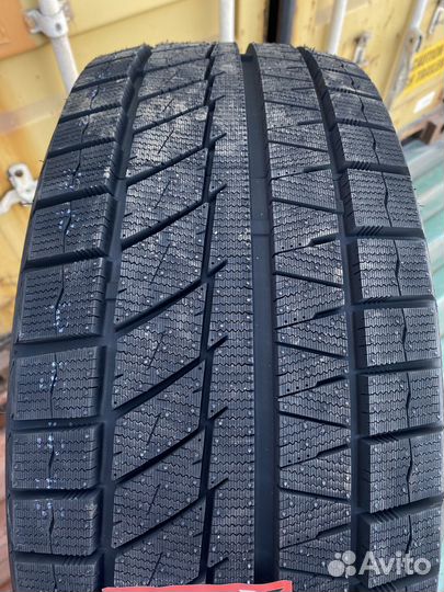 RoadX RX Frost WU02 255/55 R20 111V
