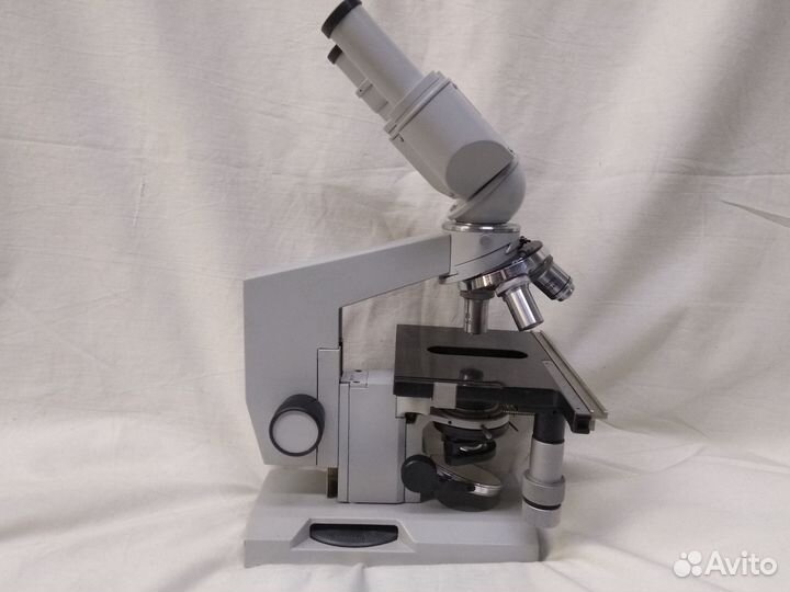 Советский бинокулярный микроскоп Биолам