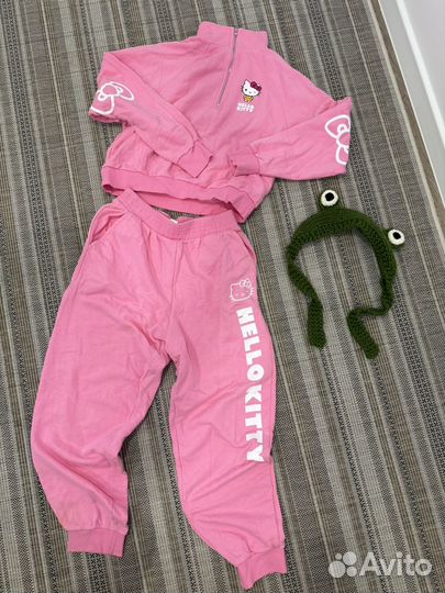 2 пакета одежды