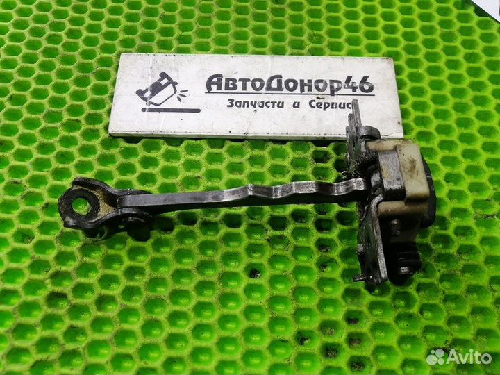 Ограничитель двери передней Renault Megane 3