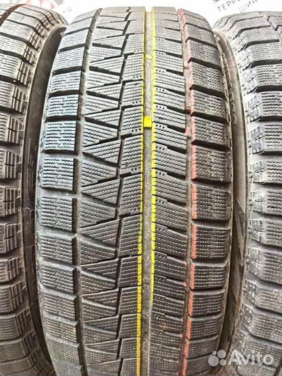 Bridgestone Blizzak Revo GZ 205/55 R17 95W