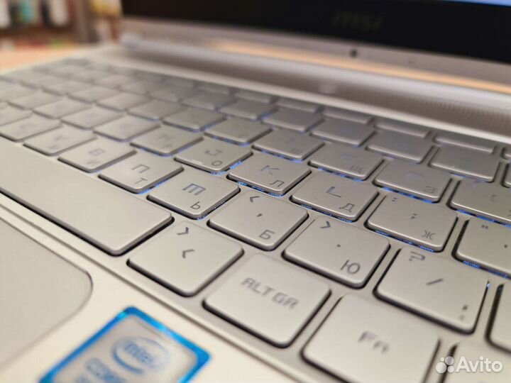 Игровой MSI/14/Core i7-8550U/16gb/GTX1050/SSD512