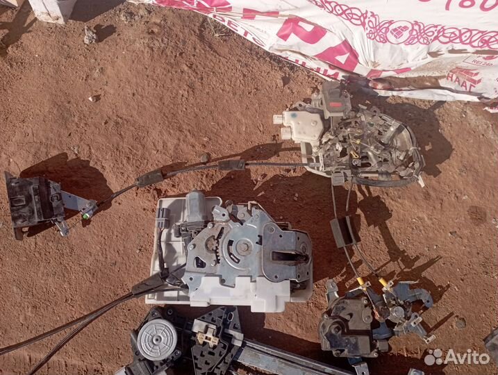 Комлектующие к откатной двери хонда степ вагн