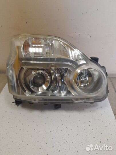 Фара правая Nissan X trail T31 бу оригинал