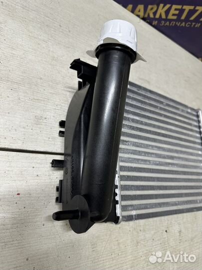 Радиатор интеркулера Nissan Terrano