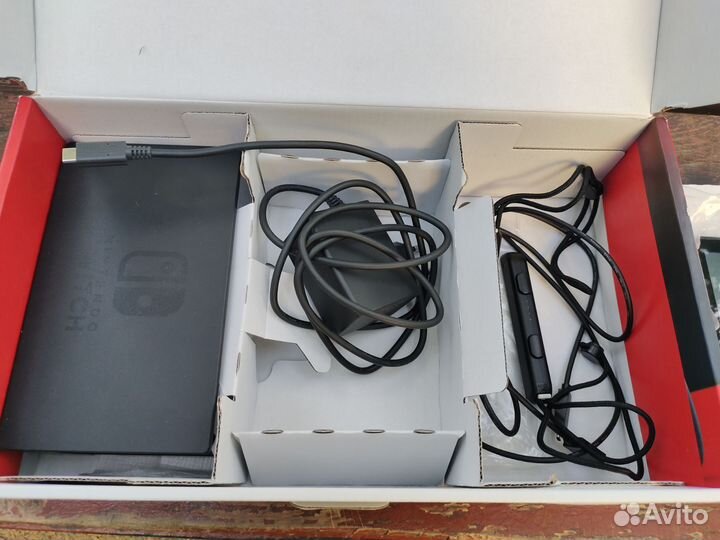 Nintendo switch бу в хорошем состоянии