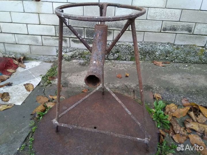 Подставка для казана при горении паяльной лампы