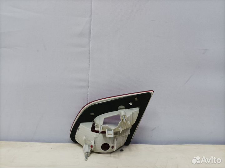 Фонарь левый внутренний Skoda Superb 2 2008-2015