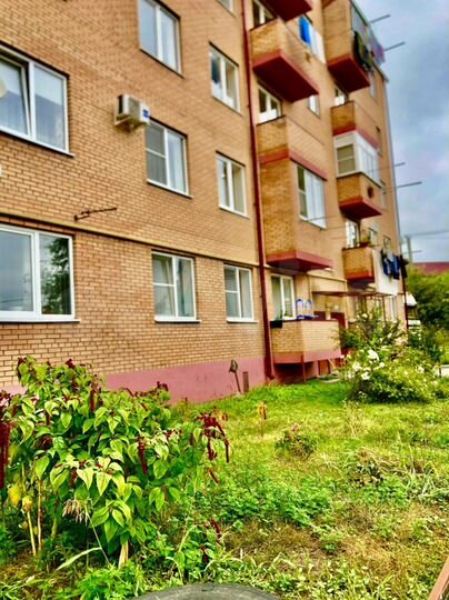 2-к. квартира, 53 м², 3/5 эт.