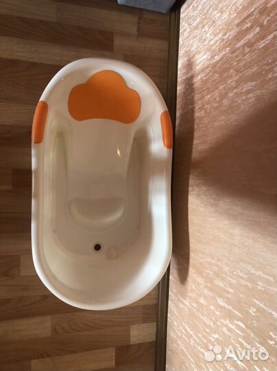 Ванночка для купания с горкой
