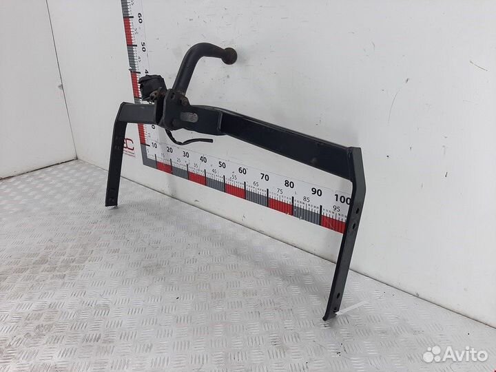 Фаркоп для Volkswagen Golf 4