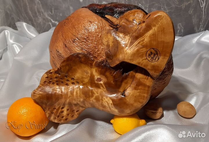 Интерьерная ваза 