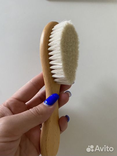 Расческа деревянная детская