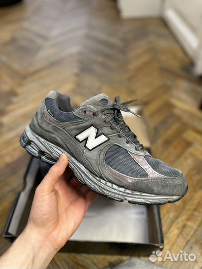 Кроссовки new balance 2002r goretex