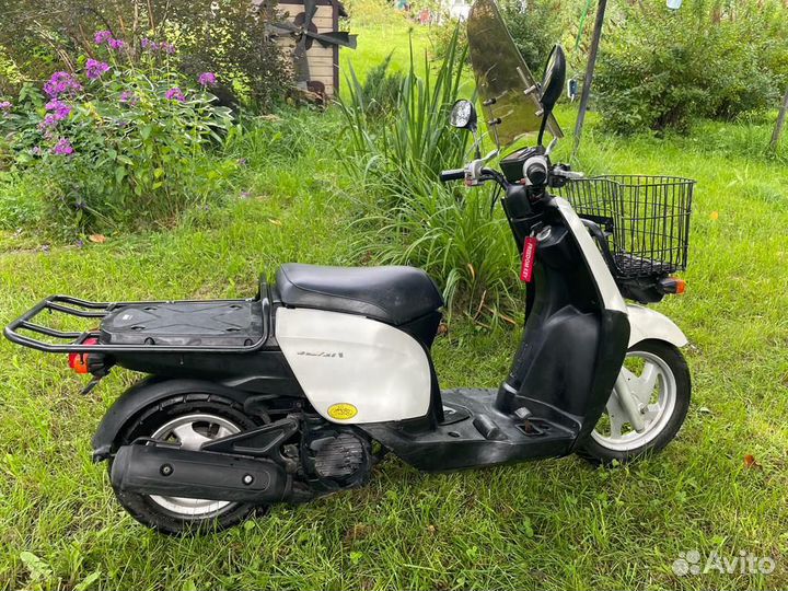 Продам скутер Yamaha Gear