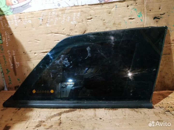 Стекло глухое заднее правое Opel Astra H