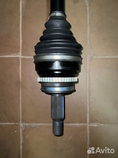 Привод задний правый Паджеро 4