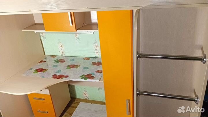 Двухэтажная кровать бу