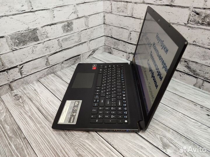 Игровой ноутбук Ryzen 3/AMD535/6Gb/240Gb/15.6