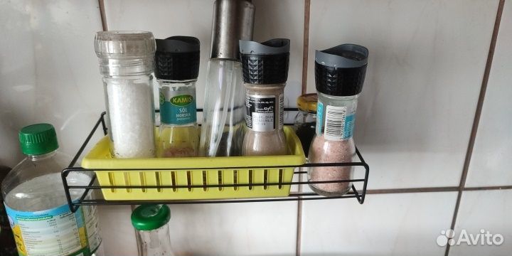 Полка для кухни или ванной настенная металлическая