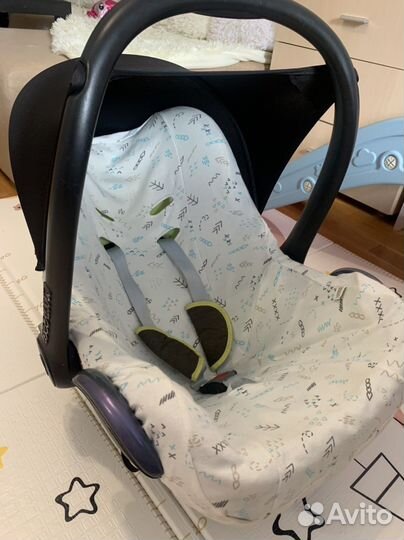 Детское автокресло от 0 maxi cosi